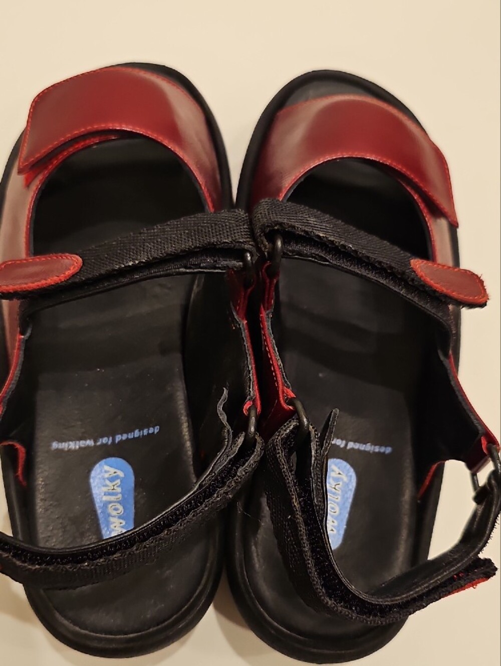 Wolky Women's Red and Black Leather Strap Sandals Walking Sandal Size 39 Jewel - Picture 5 of 8
